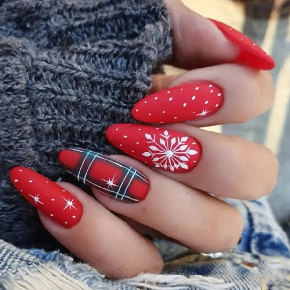 Gold Powder Christmas Fake Nails