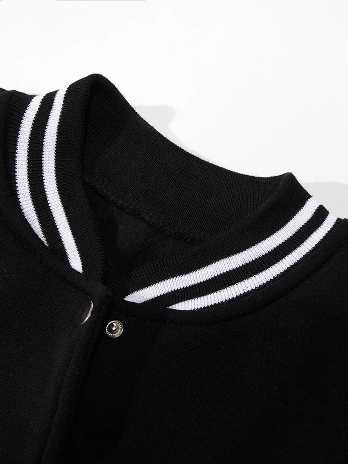 Long Sleeve Casual Streetwear Jacket with Front Closure and Pockets